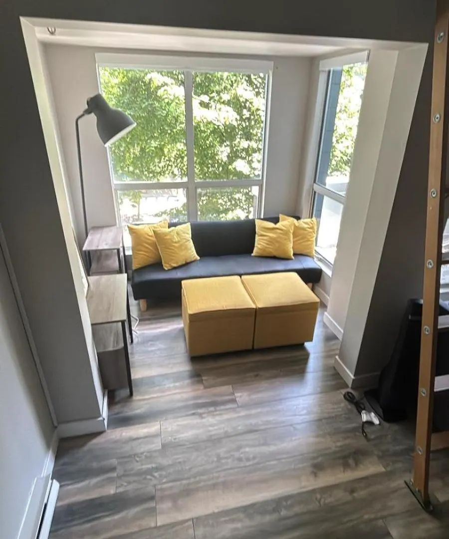 Stunning 2 Bedroom Loft In Downtown Vancouver - Amazing Location